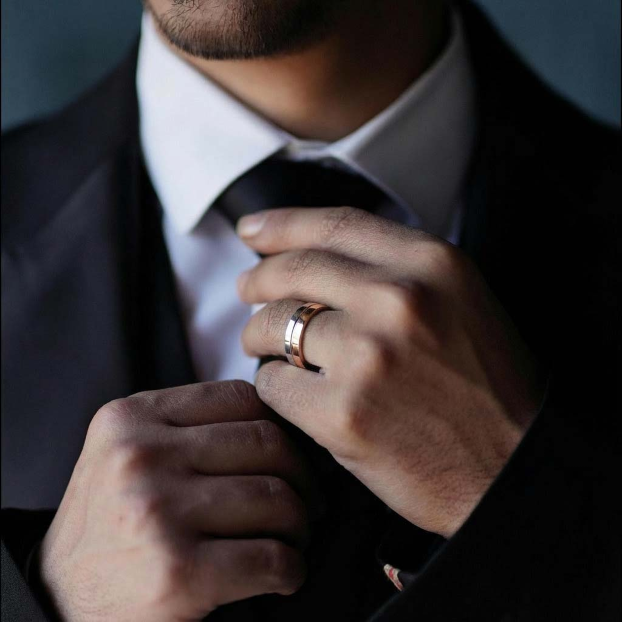 Amour Couple Rings Set